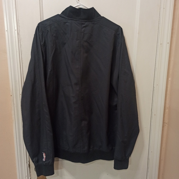 Chicago Bulls, Jacket Mens XL Black Bomber Team Issued Nike Full Zip NBA Logo - Picture 6 of 15